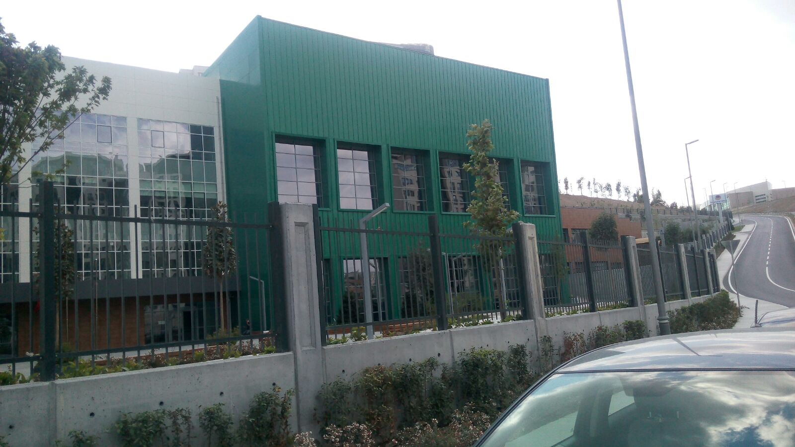 Azat çatı sistemleri sultanbeyli,kurtköy,pendik,kartal,tuzla , çatı sistemleri,metal doğrama,dış cephe mantolama olarak hizmet vermektedir.